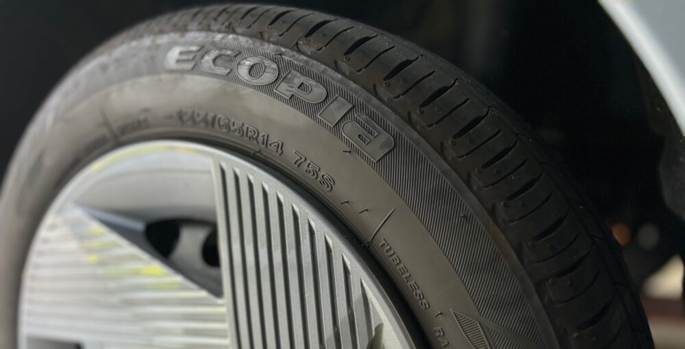 日産サクラのタイヤ、レグノに交換！】 | 日産ボディーカラーブック