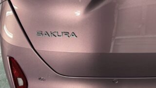 日産【サクラ】　マイナーチェンジモデル　人気ボディカラー 